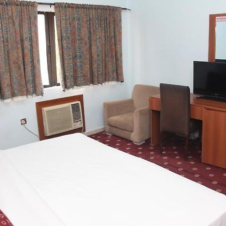 Grand Ibro Hotel Annex Ankuru 외부 사진