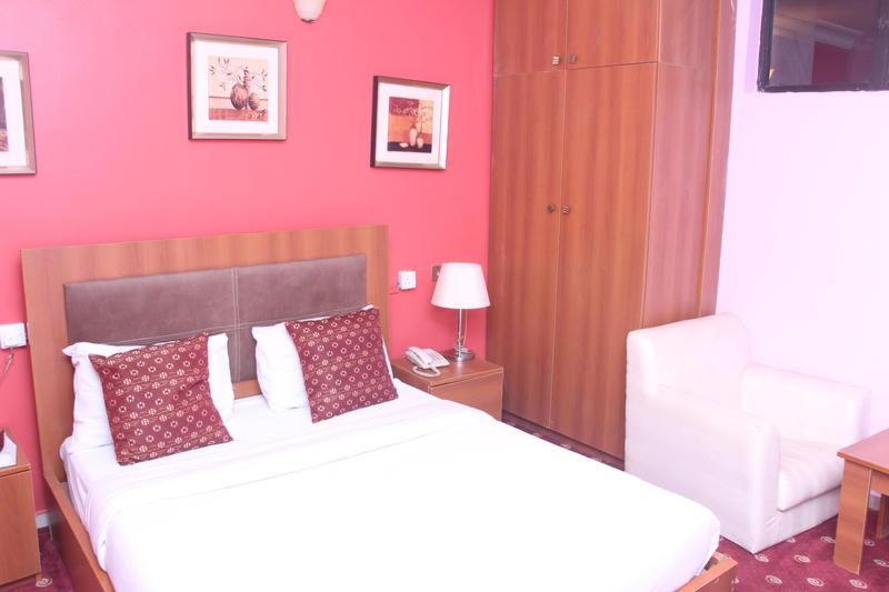 Grand Ibro Hotel Annex Ankuru 외부 사진